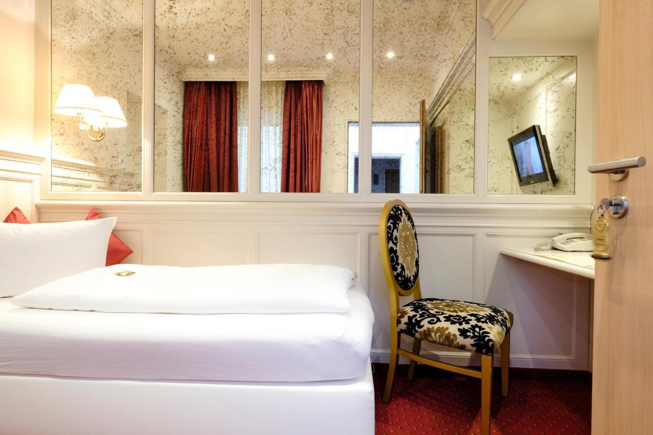 Hotel Post บวร์กเฮาเซิน ภายนอก รูปภาพ