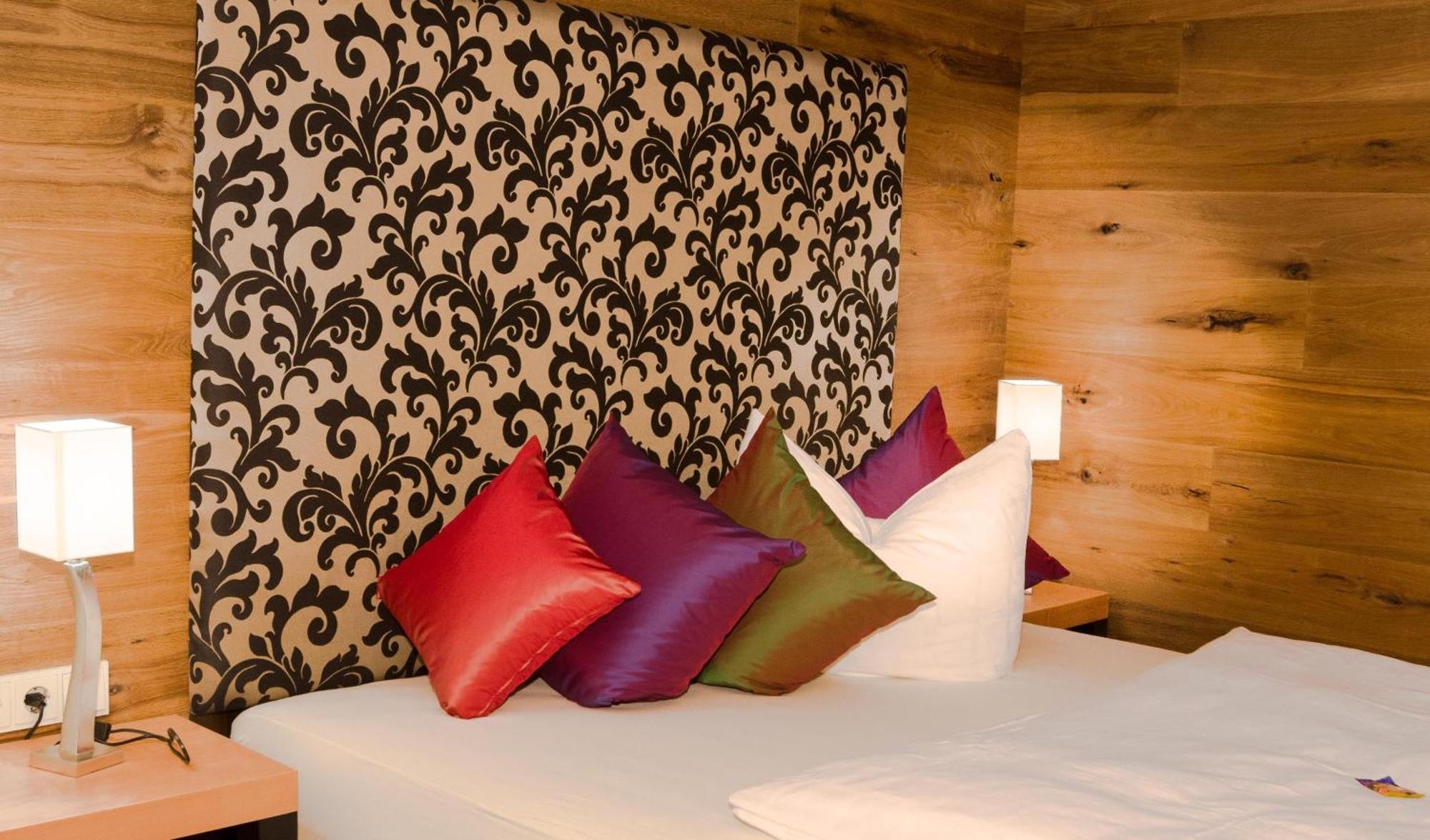 Hotel Post บวร์กเฮาเซิน ภายนอก รูปภาพ